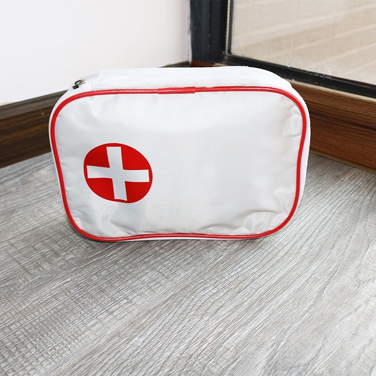 حقيبة إسعافات أولية بيضاء ، حقيبة إسعافات أولية صغيرة ، حقيبة أدوات إسعافات أولية صغيرة