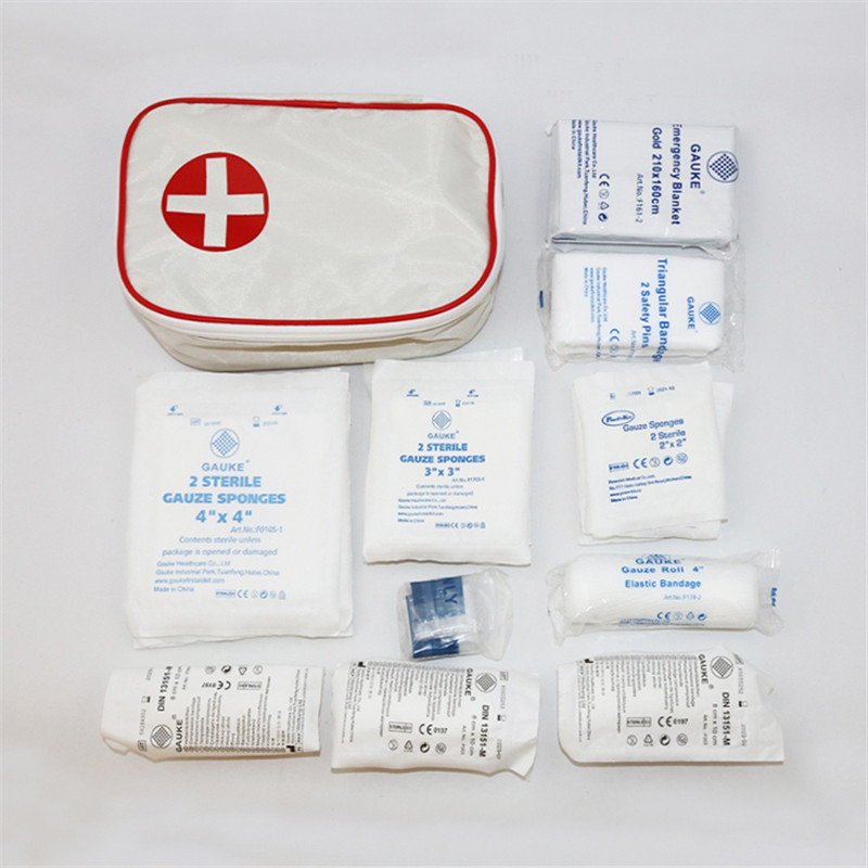  small first aid kit bag