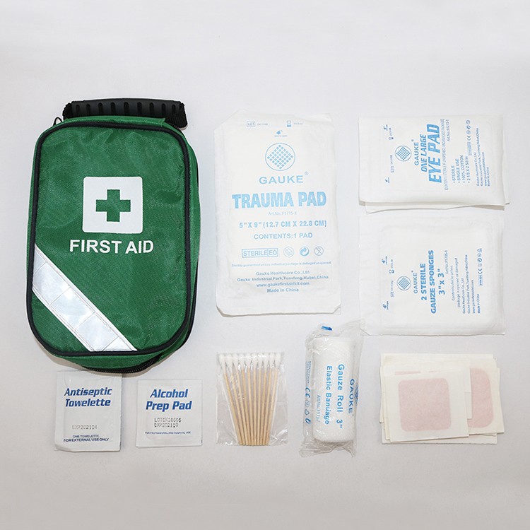 zielona apteczka pierwszej pomocy, nylonowa apteczka pierwszej pomocy, podróżna apteczka pierwszej pomocy