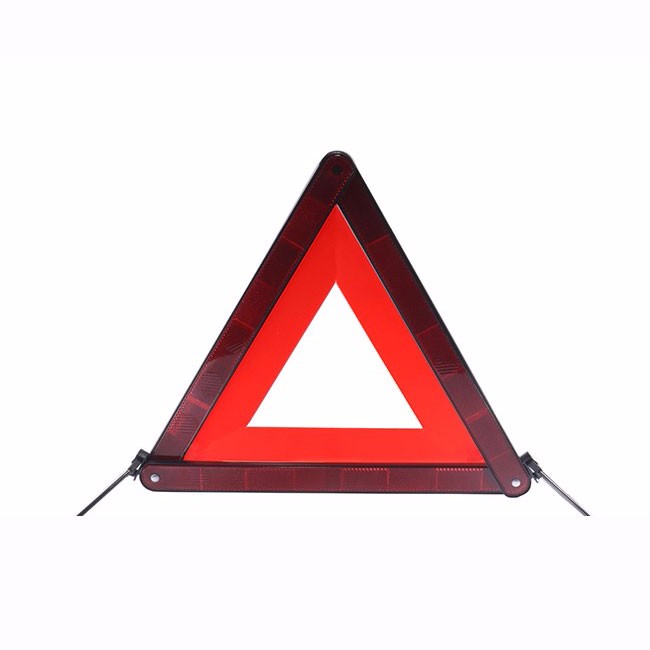Piros közlekedési útjelző táblák sürgősségi autómentő eszközök fényvisszaverő elakadásjelző háromszög