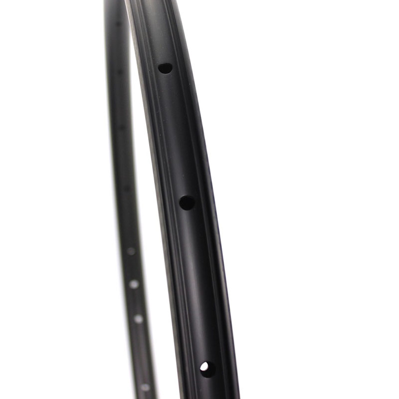 700c Carbon Fiber Road Rims 30mm depth 28mm width Tubeless