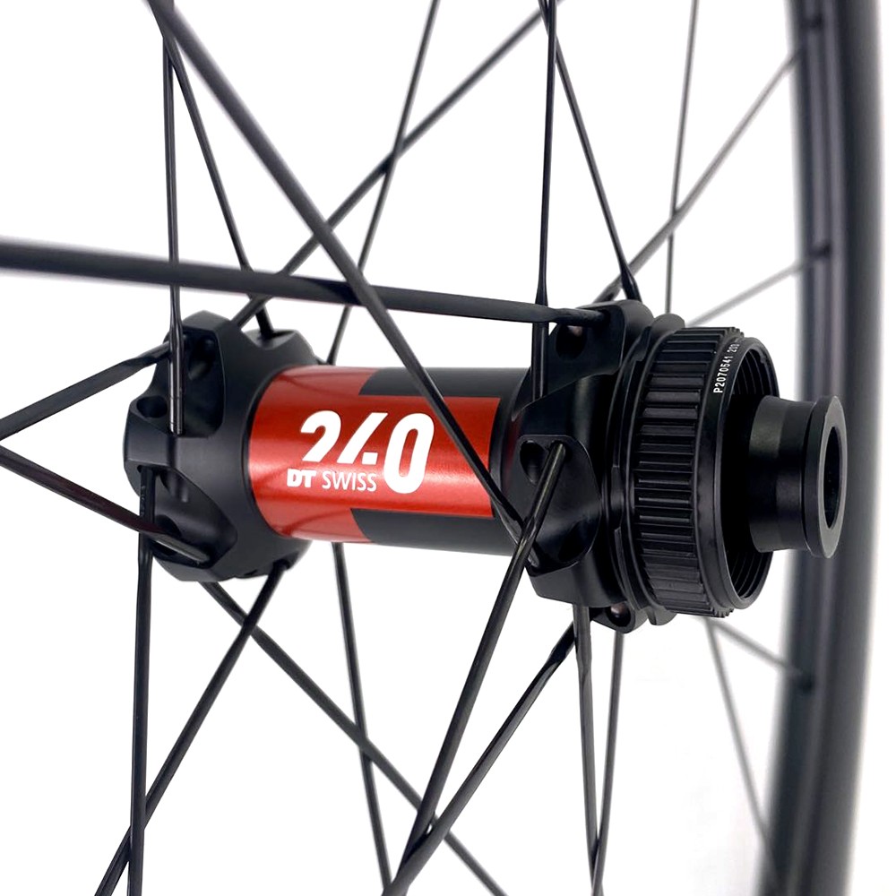 700C road disc brake wheelset 35mm rim depth 28mm width wheelset