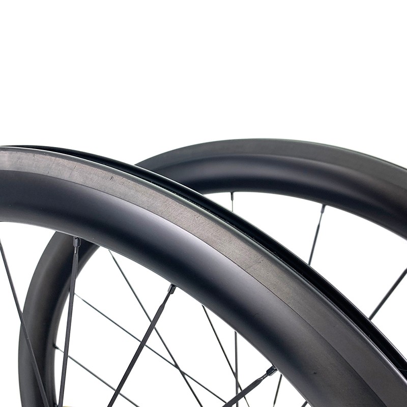 tubeless carbon wheelset