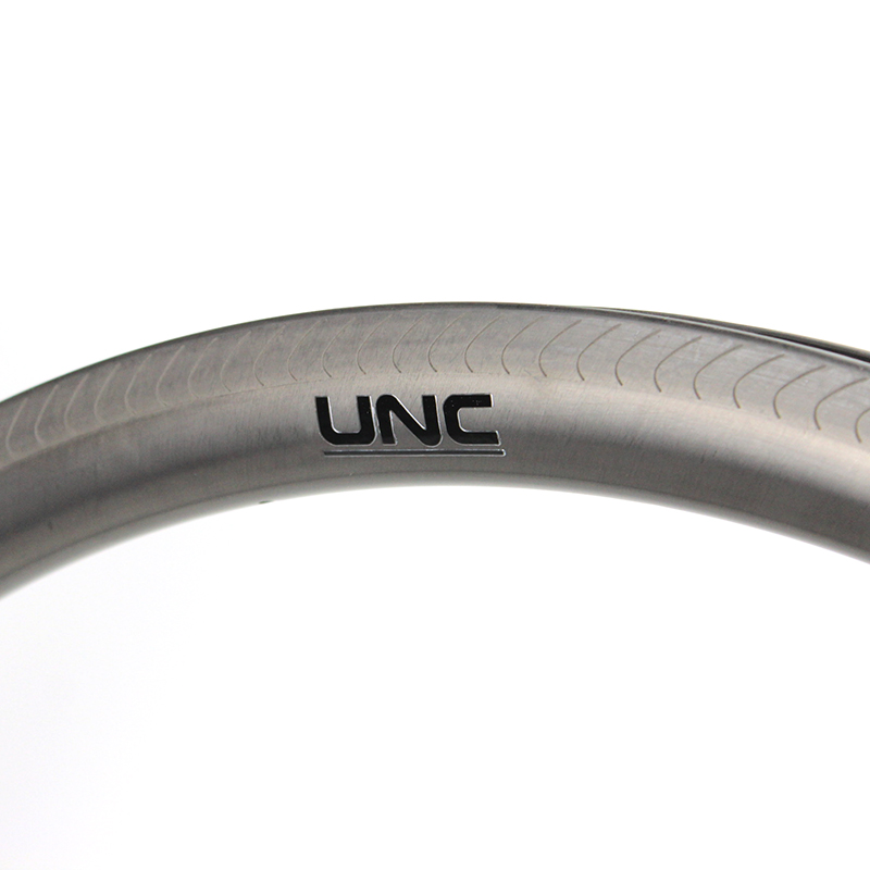 UNC 700c carbon rims 35mm rim brake original natural carbon surface Ultralight