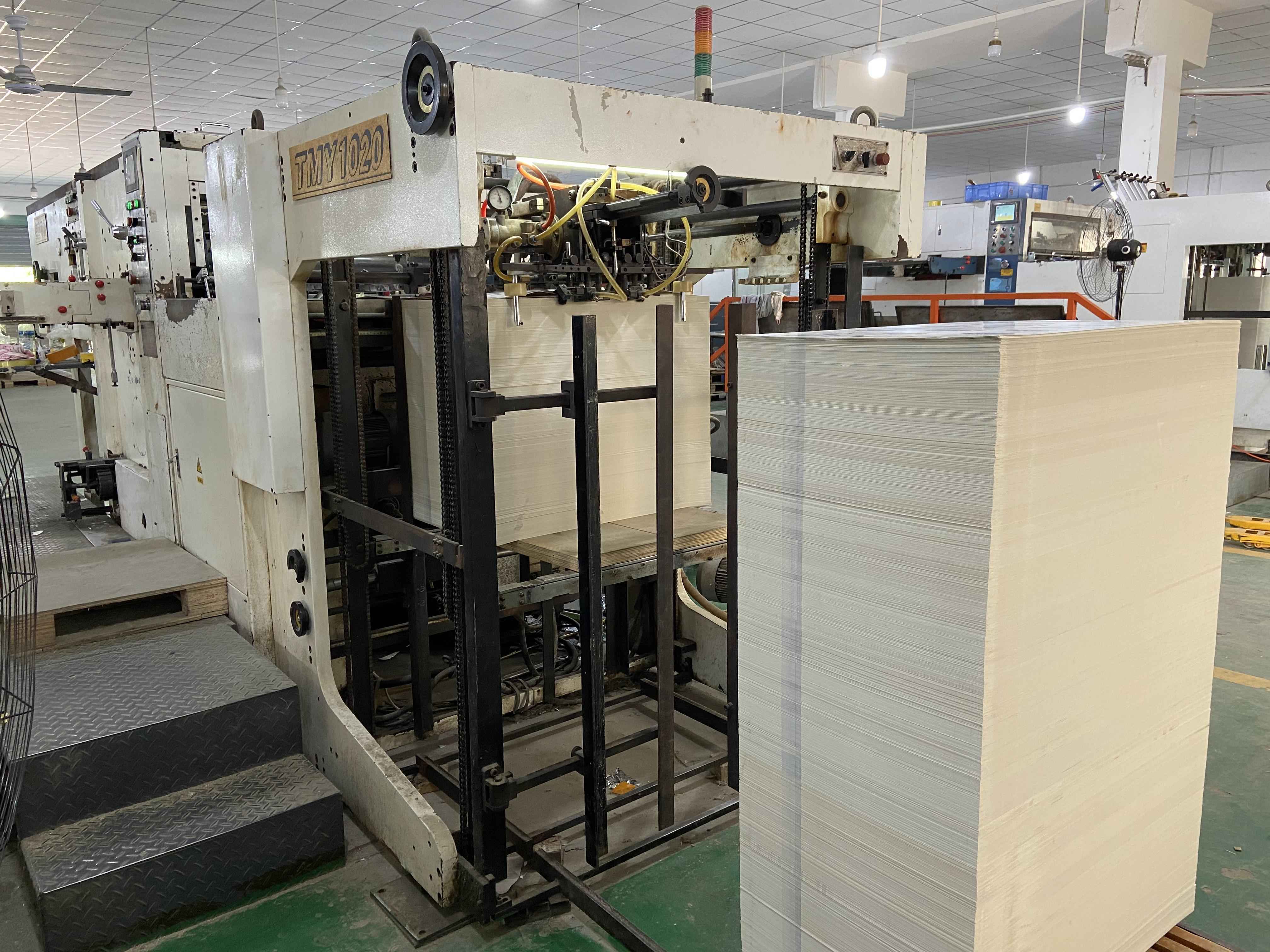 Customized Boxes Custom Medical Carton Boxes Personalized Medical Packaging Machine Production Line