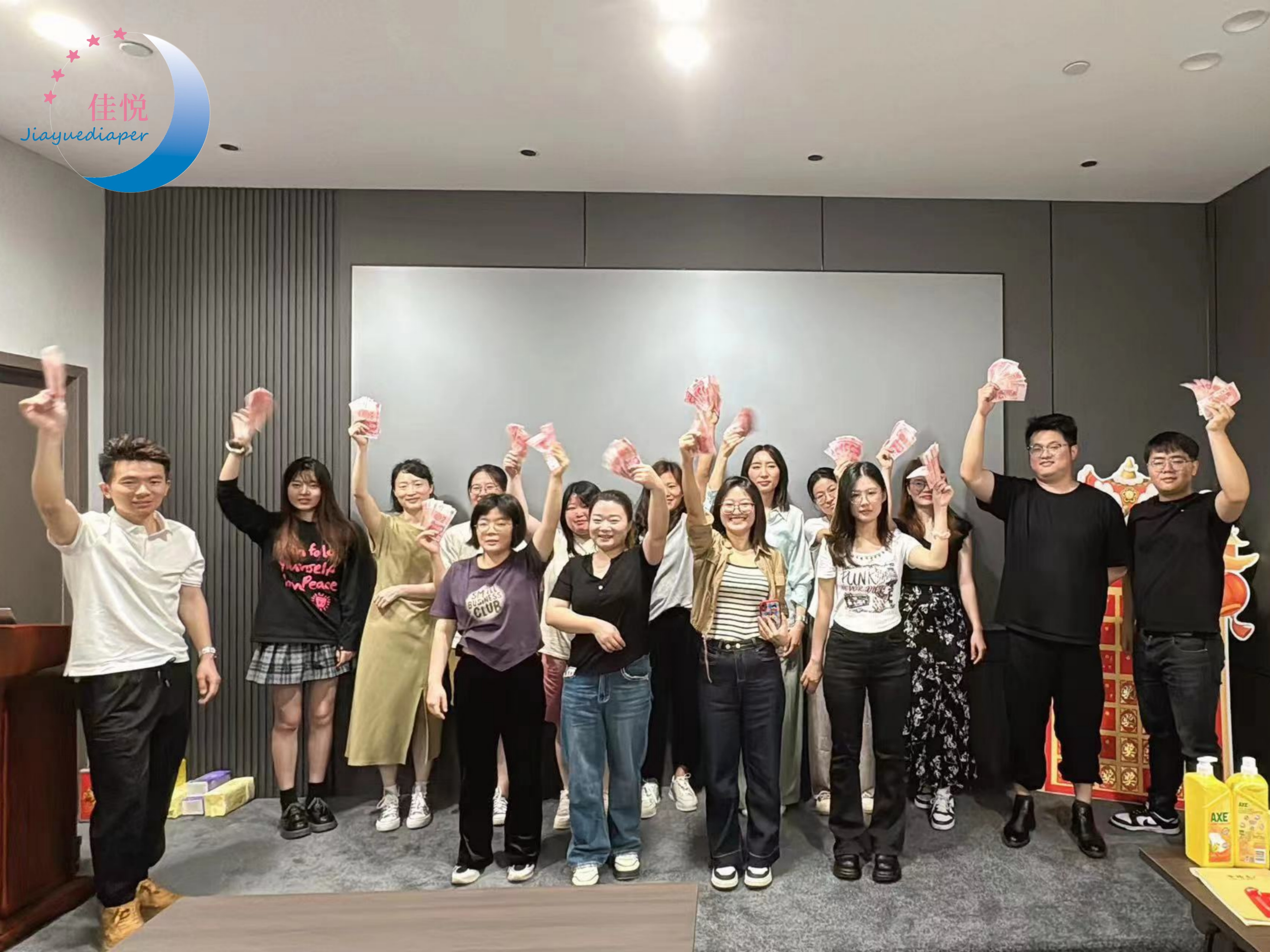 Jia Yue Team Building : mains ensemble, construire de grands rêves, partager une vie joyeuse !