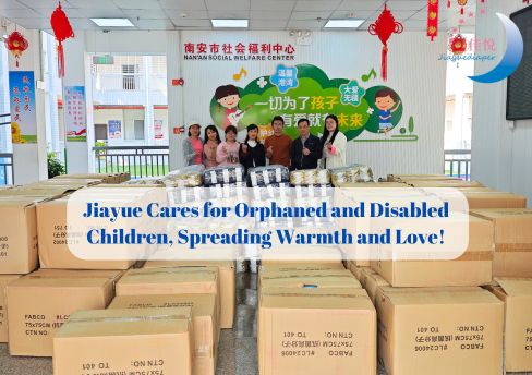 Jiayue prend soin des enfants orphelins et handicapés, répandant chaleur et amour !