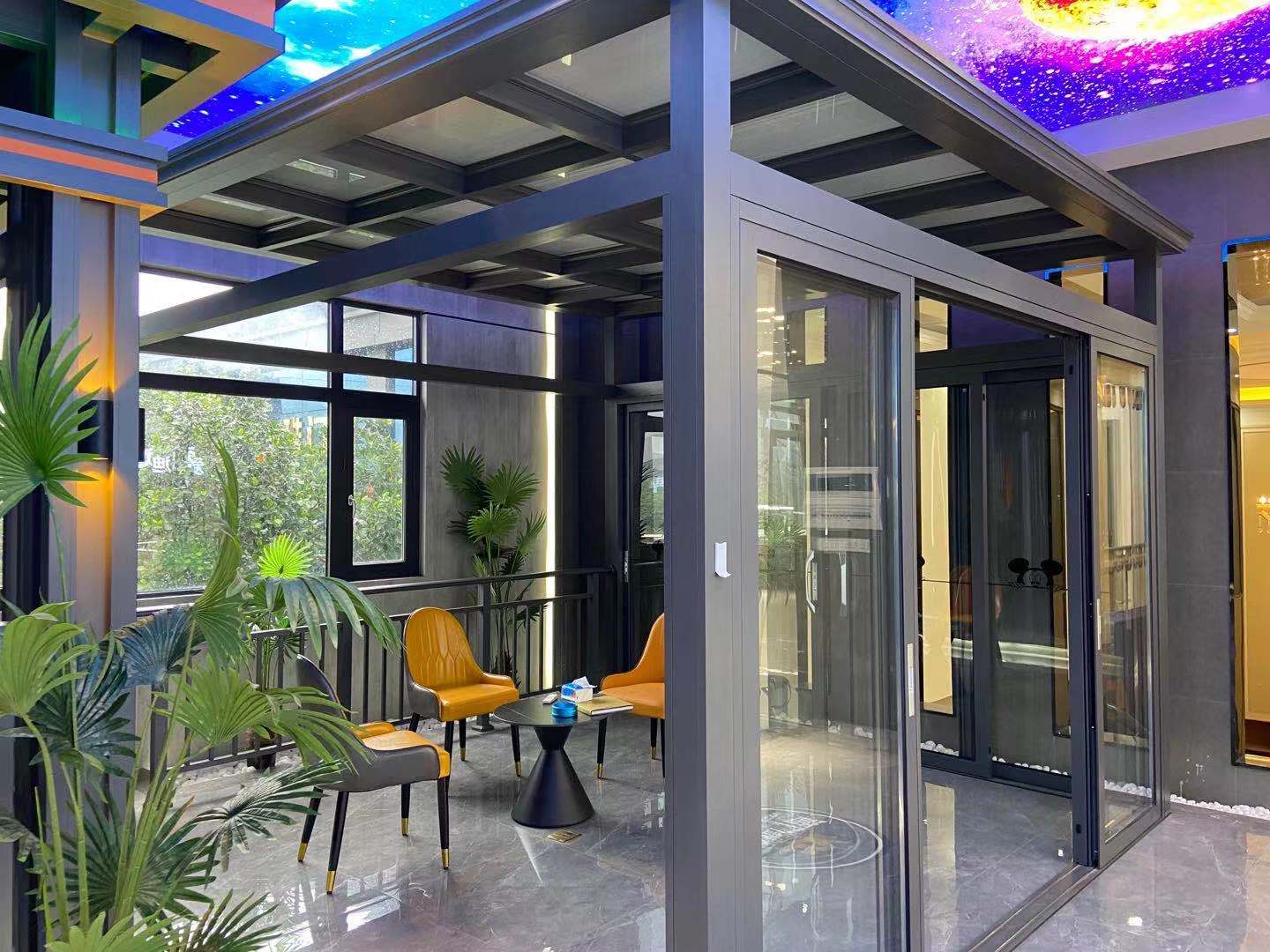 Glass Sunroom/house