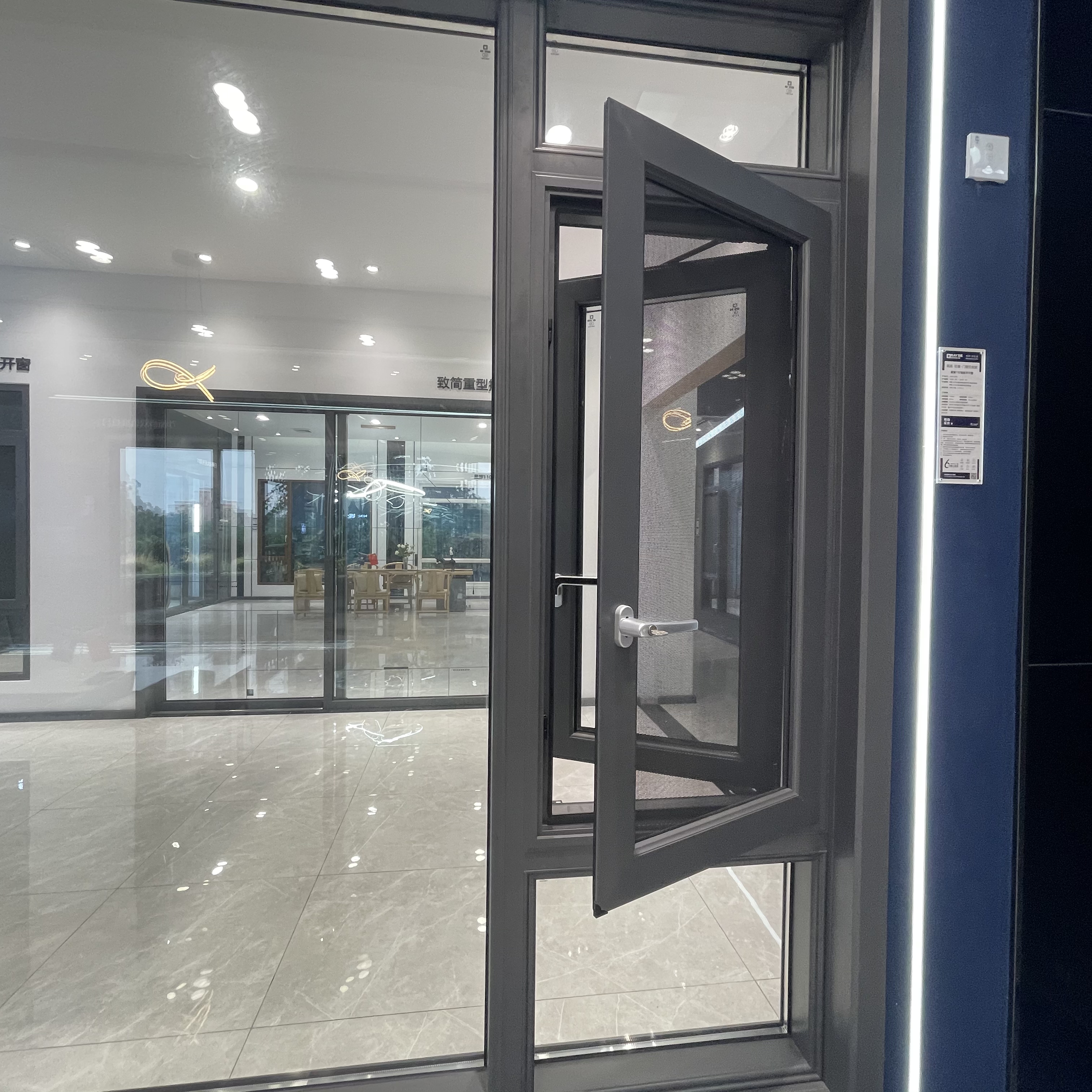 Muti-Cavity Heat Broken Aluminium Frame Double Glazed Iinvisible Water Drainage Casement System Window