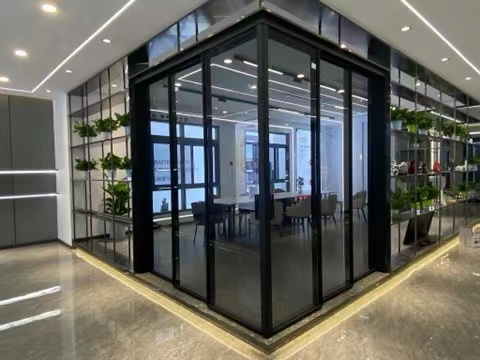 Two new changes of aluminum doors and windows