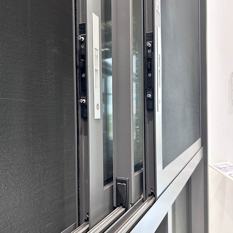 Aluminum Frame 6 Tracks Sliding Sash Window With SS304 Mosquito Net