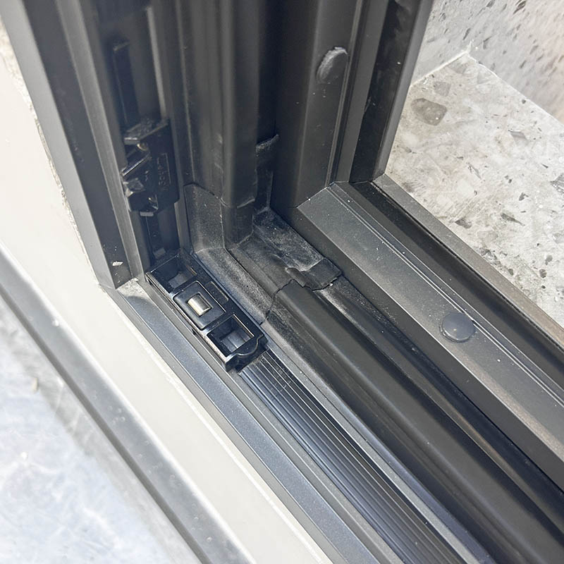 6063 T5 Aluminium Powder Coating Grey Casment Combinatied Door with Double Glass Window