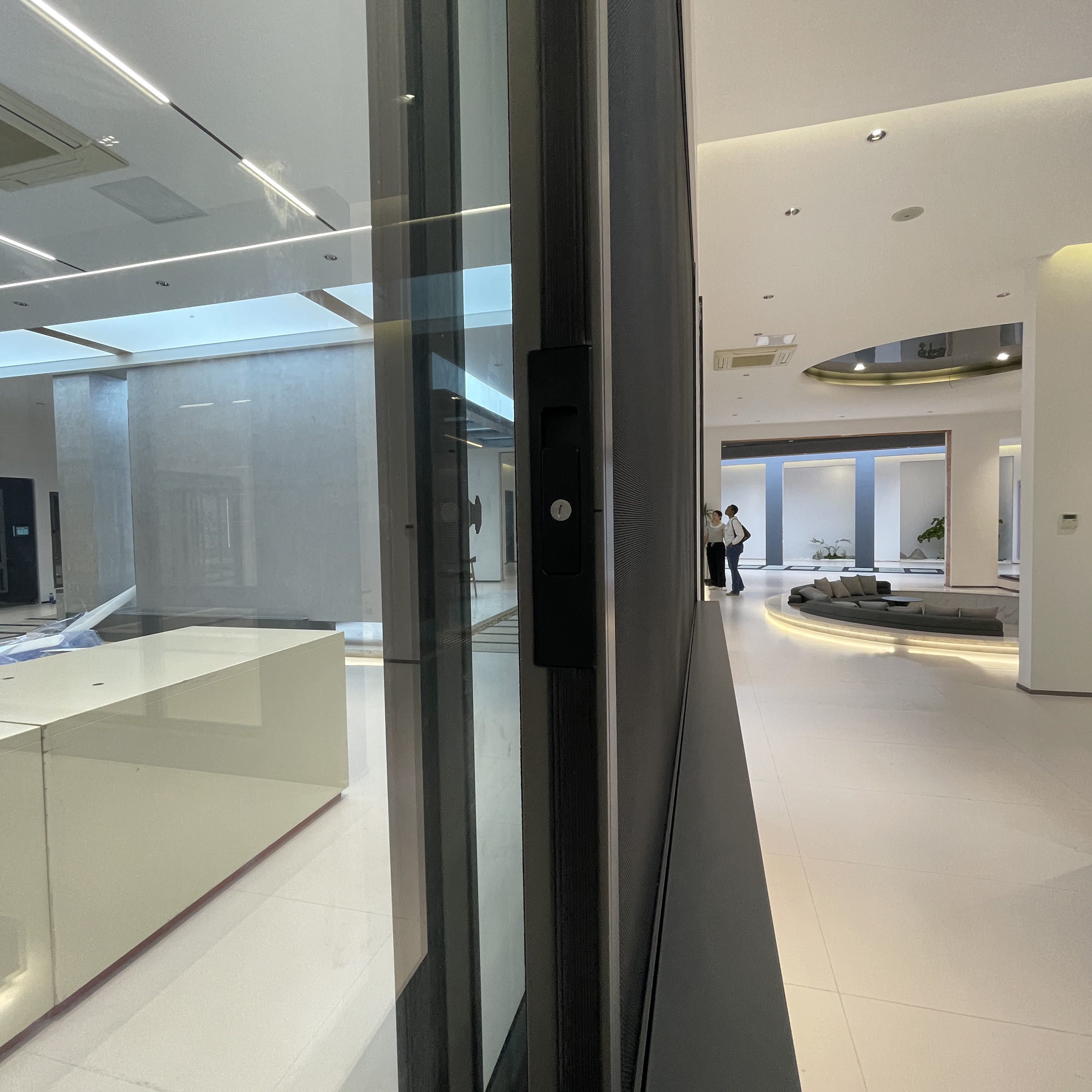 130# Aluminium Six-tracks Sliding Window