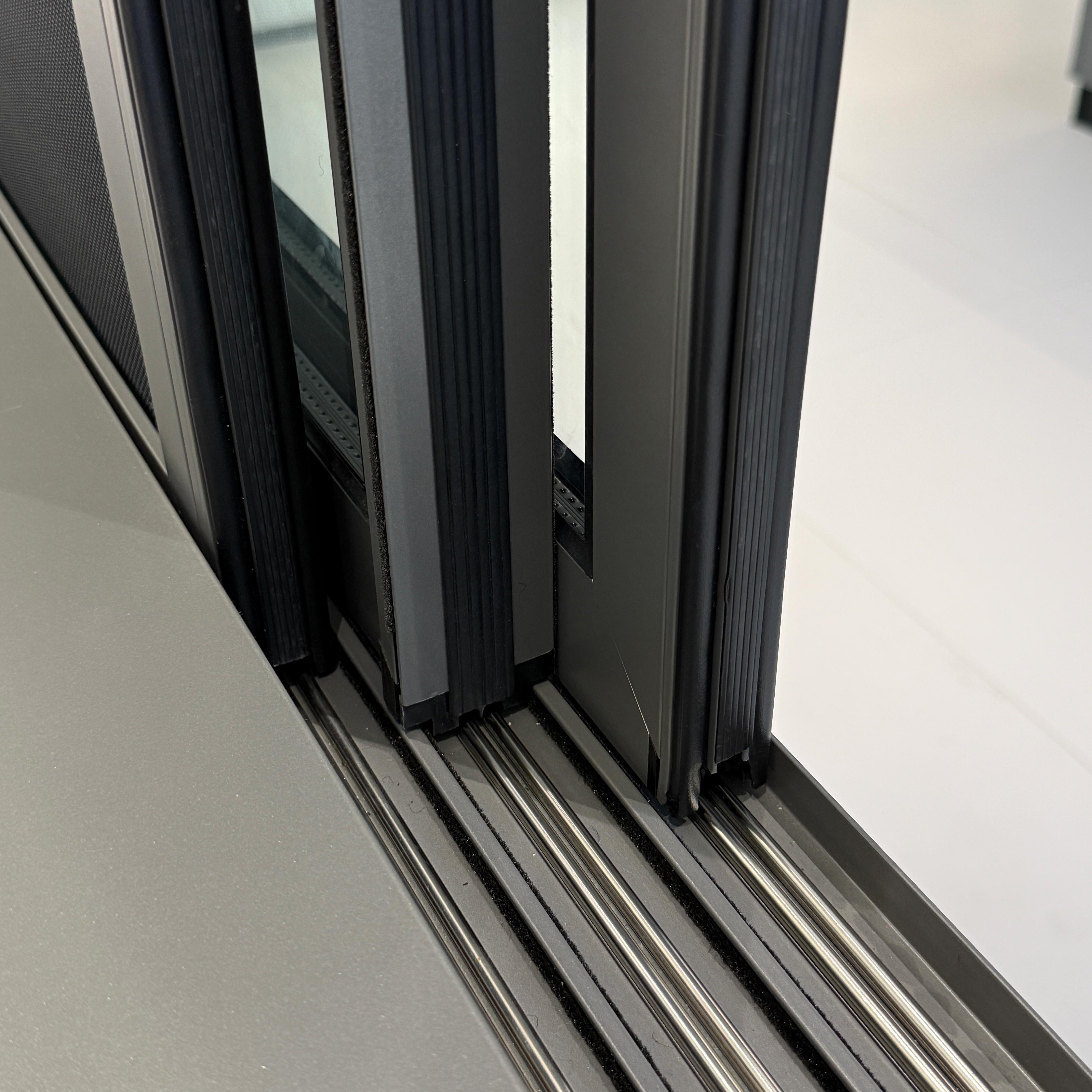 110# Curma Aluminum sliding window