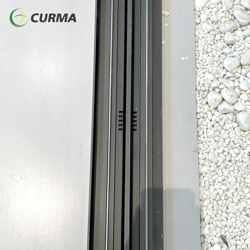 Heavy duty Lift and slide door resist air leakage.
