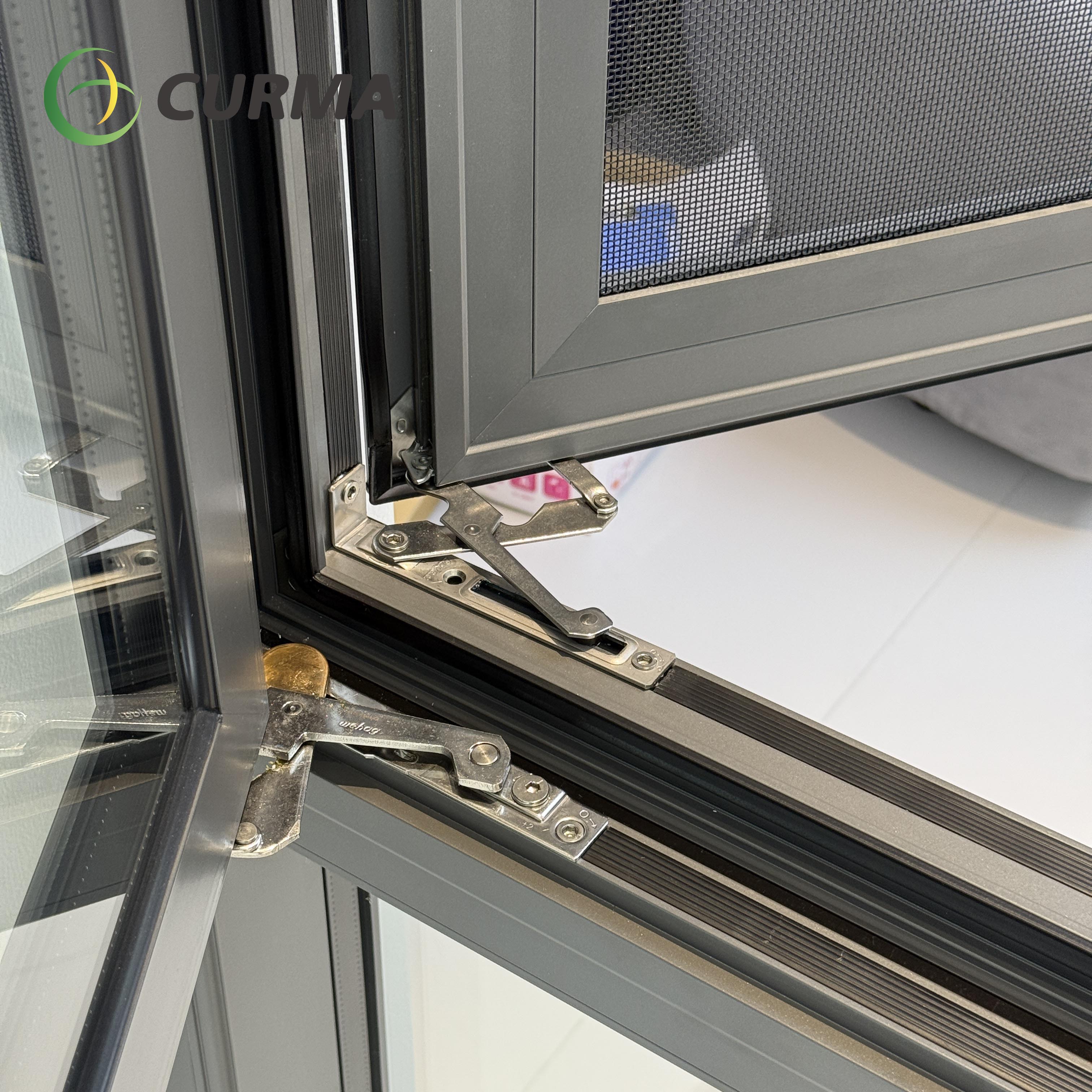 Double glazed casement windows for thermal insulation