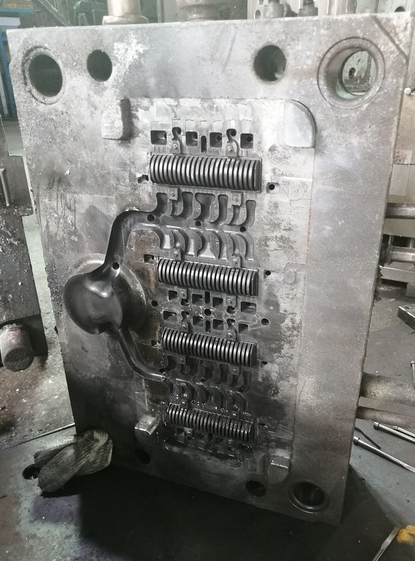 die casting mold