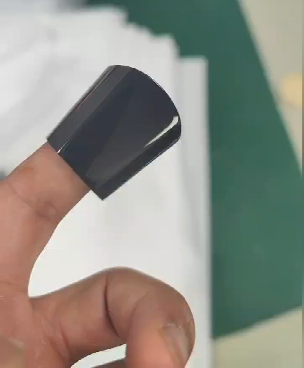 so beautiful zamak perfume cap surface