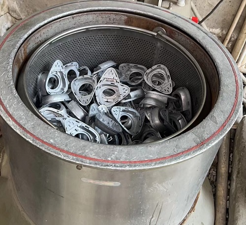 guess what is this die casting aluminum part used for?