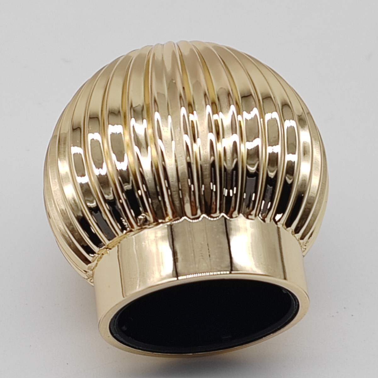 Gloden color dome striped zamak perfume caps