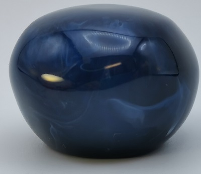 exotic shape blue resin perfume cap
