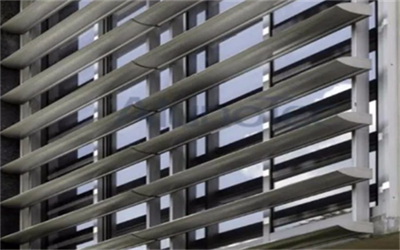 Introduction to single-wing bullet louvre roof