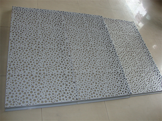 Characteristics of perforated aluminum plates decorative panels