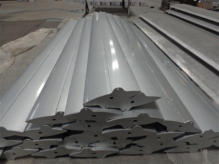 The production process for aluminum louver pergolas