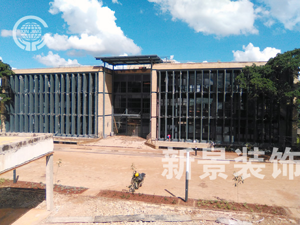 Characteristics of aluminium facade louvers