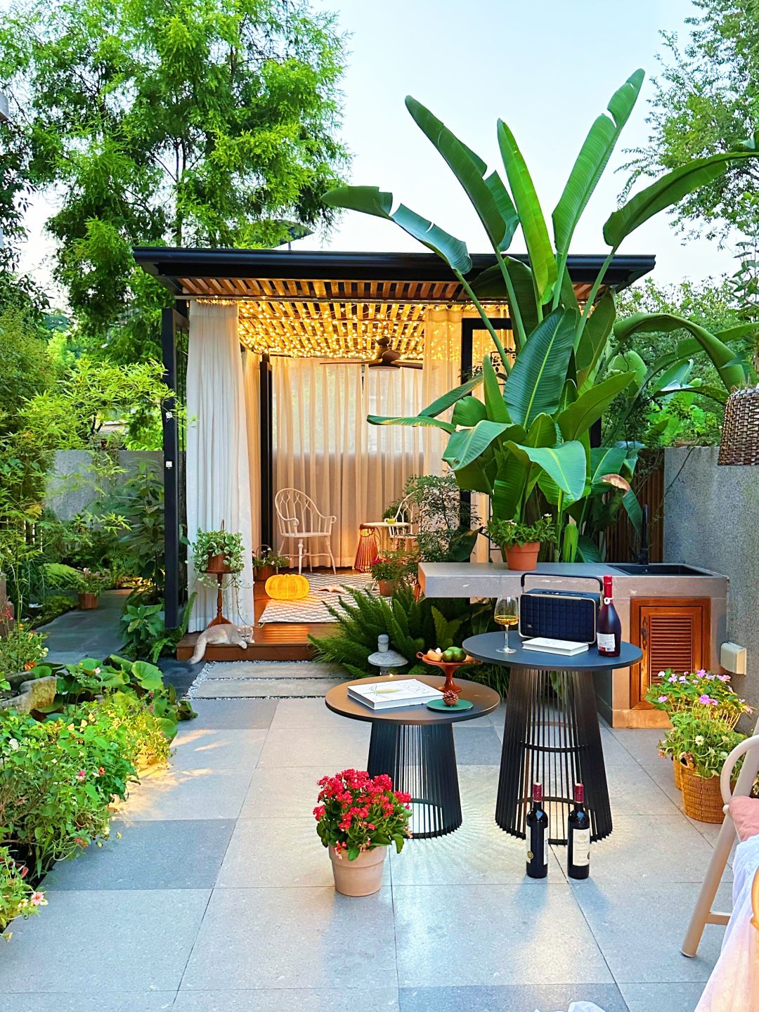 This is a pergola main area in an outdoor courtyard.