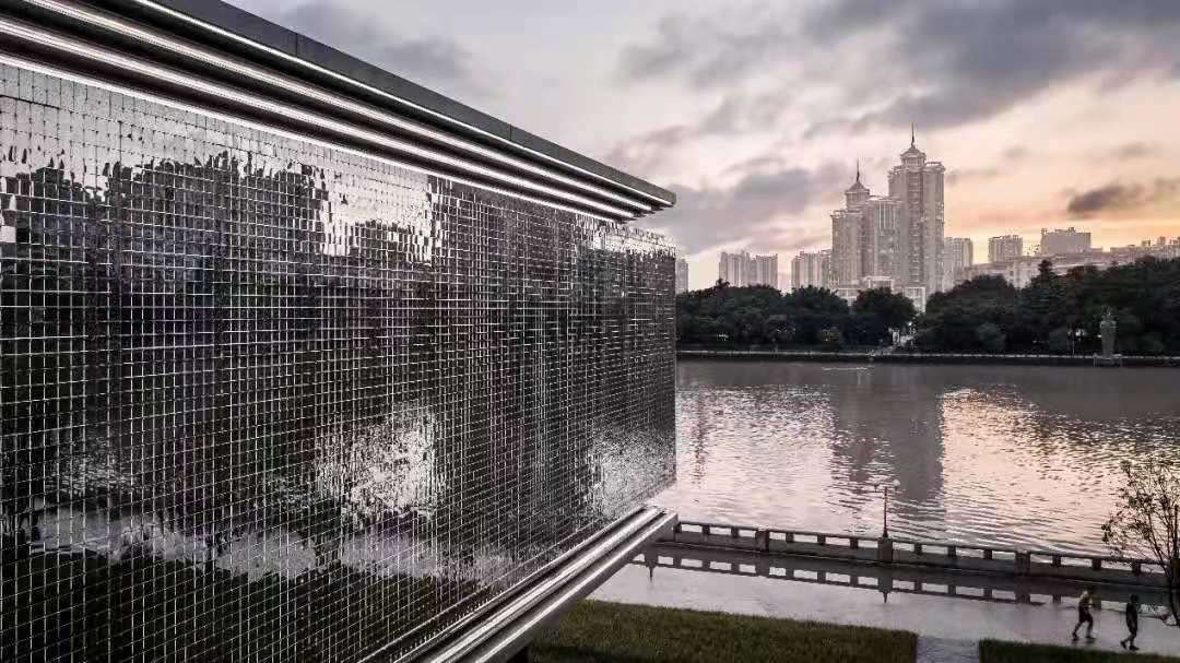 Wind-Driven Facade