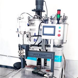 Proceso automático de encapsulado con resina