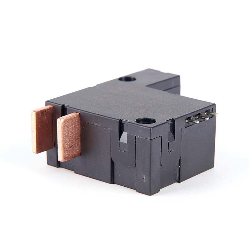 Magnetic holding relay characteristics