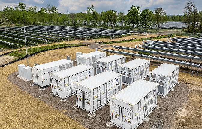 How DC Current Sensors Support Battery Storage and Renewable Energy Monitoring Systems