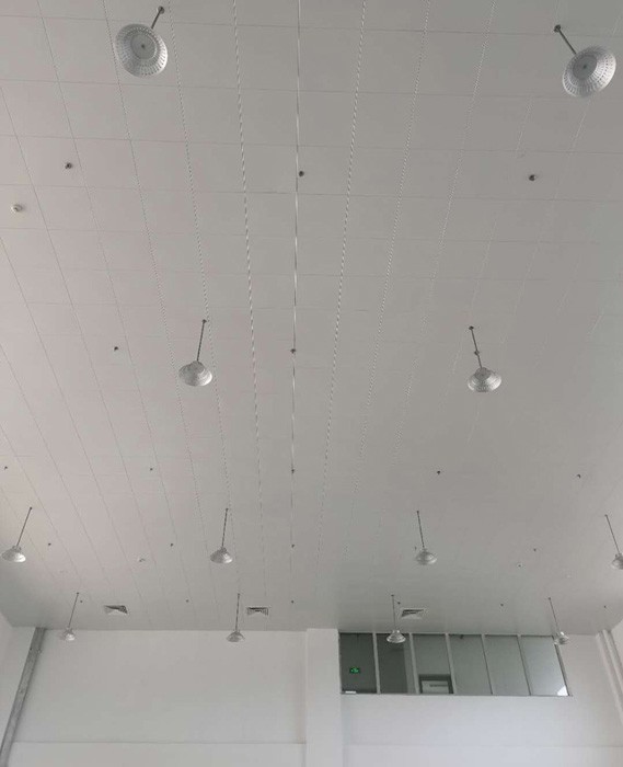 Lampe LED dans l'application de la gare routière