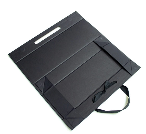 Caja plegable de papel negro