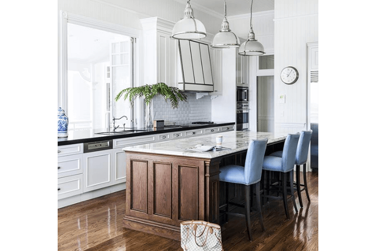 Traditional Kitchen Cabinets