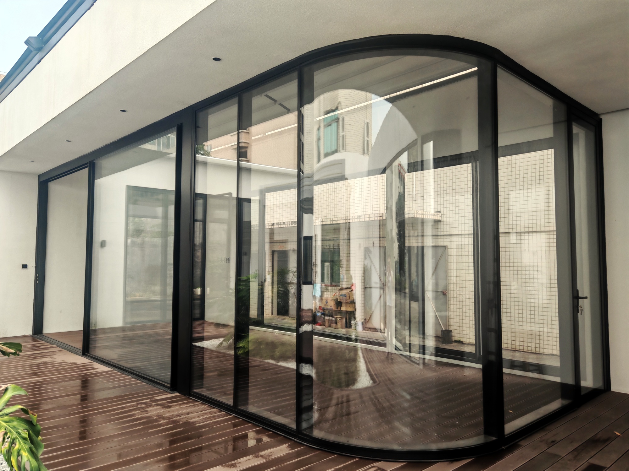 Aluminum Doors & Windows