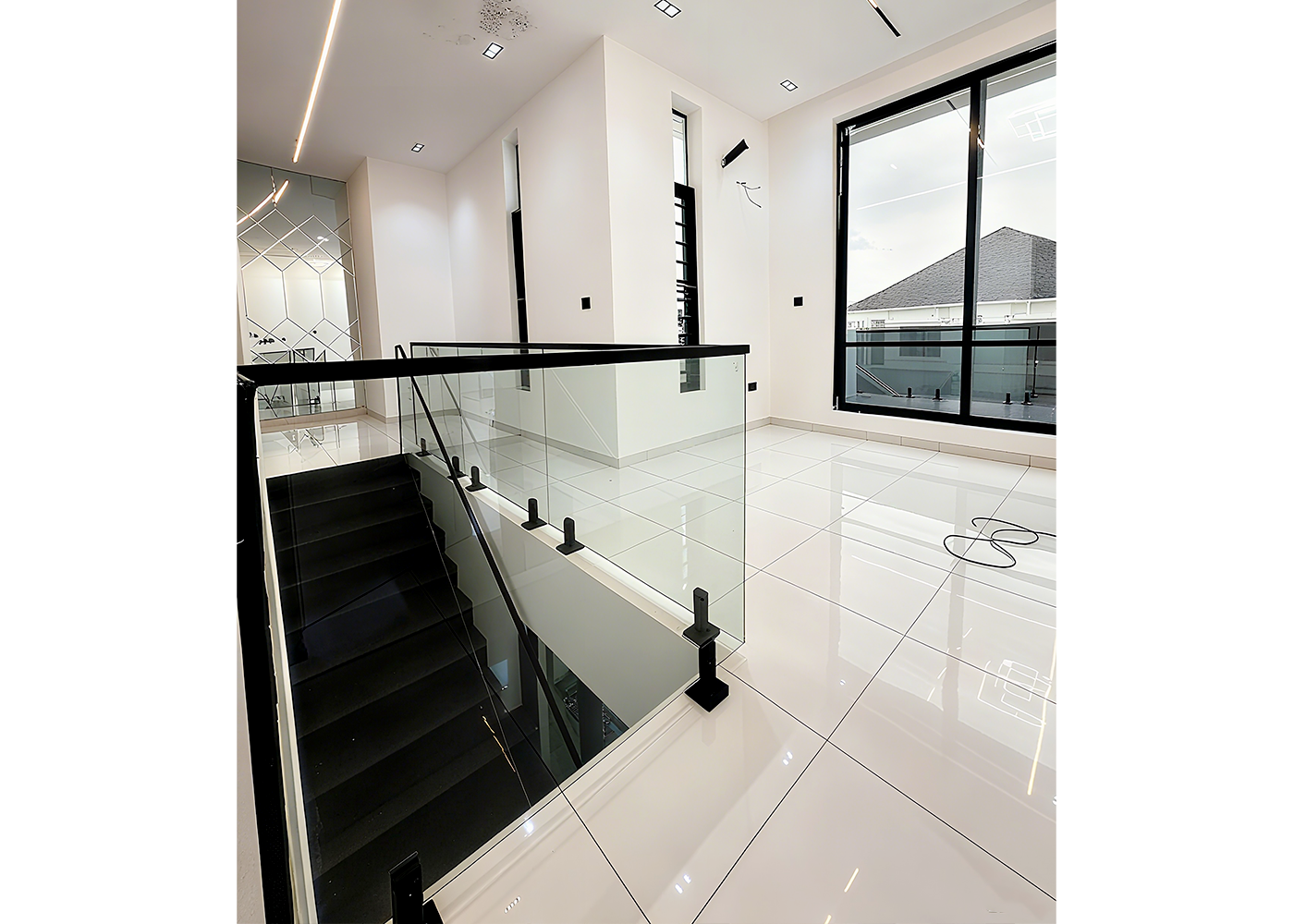 SPIGOT FG0273 FRAMELESS GLASS SYSTEM