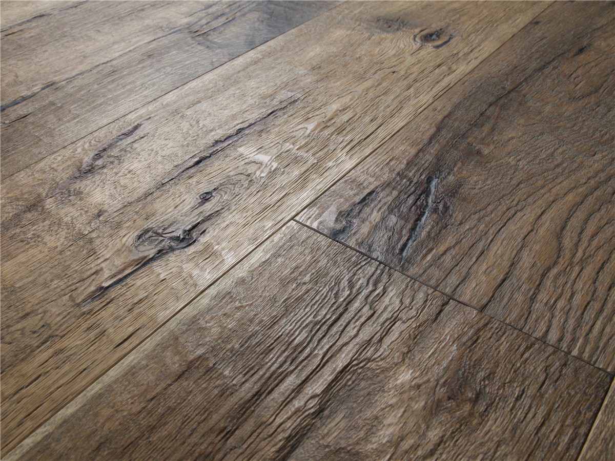 Brushed Reactive Stained 4mm Oak Engineered Flooring