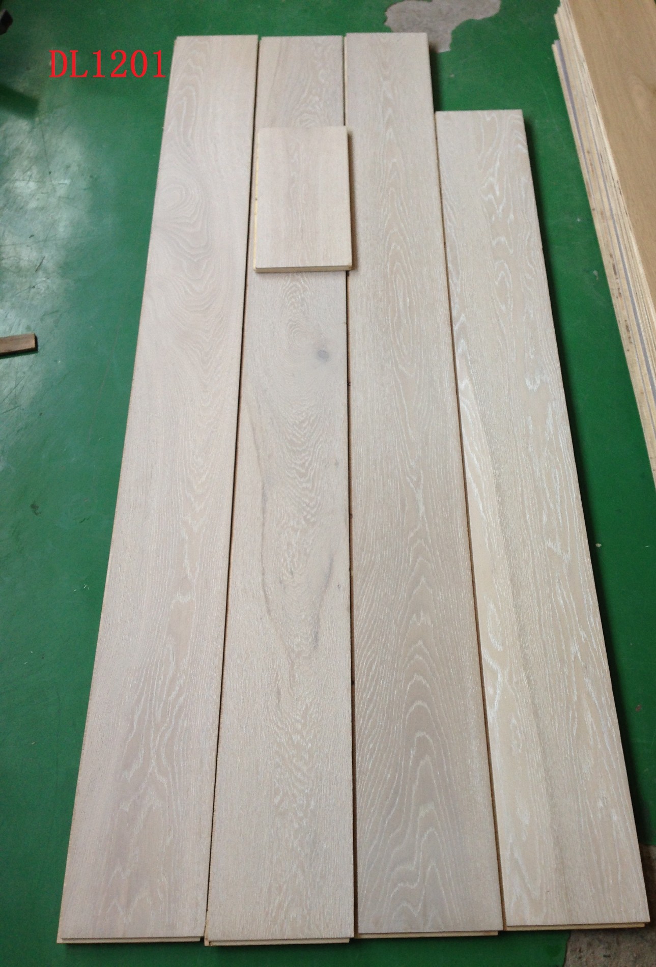 Oak White Wash White Lacquered Hardwood Flooring