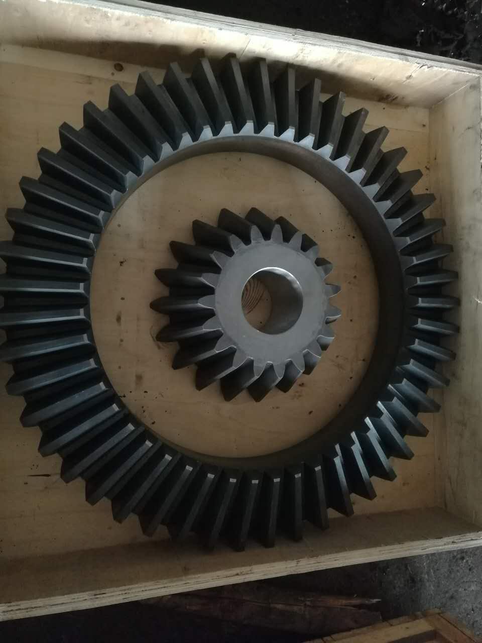 Pinion Penghancur Kerucut Hidraulik Multi Silinder