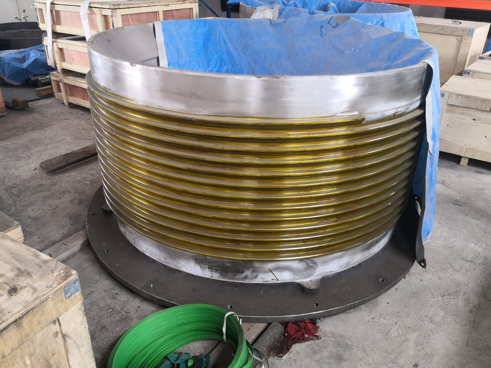 4FT symons cone crusher Bowl