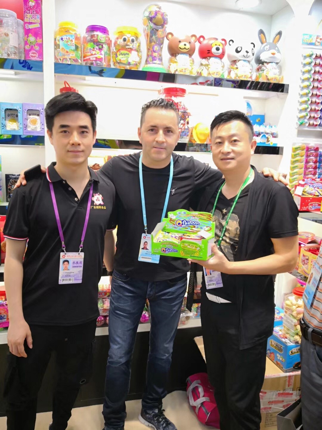 CUSTOMER PRAISE AND RECOGNITION