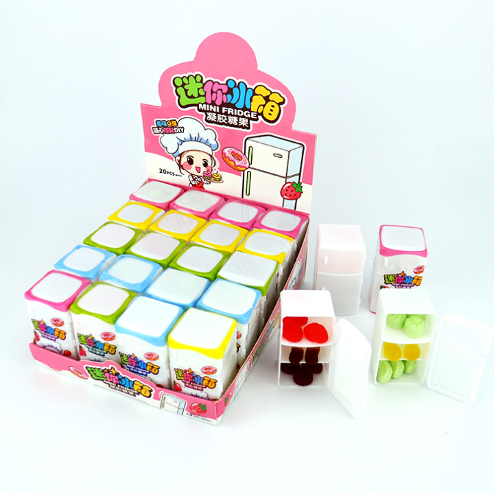 Supply Assorted gummy soft candy with in cartoon Mini Fridge toy