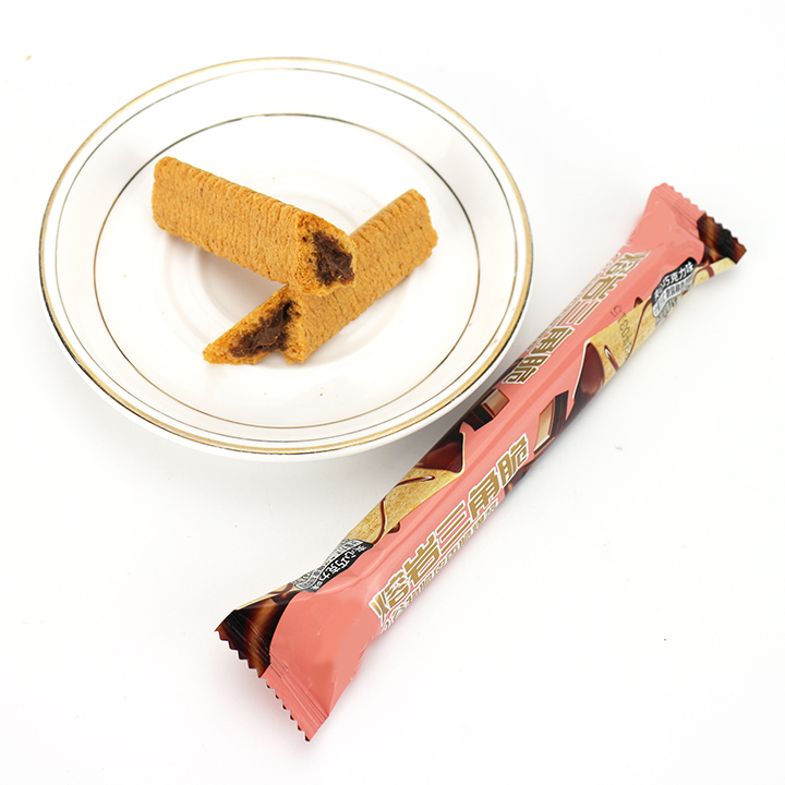 Triangle crispy wafer biscuit stick with milk, chocolate jam filled CH-D090