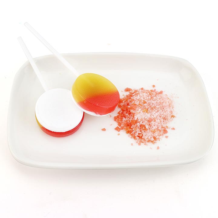 2-in-1 round flat shaped hard lollipop with popping candy CH-B386-1