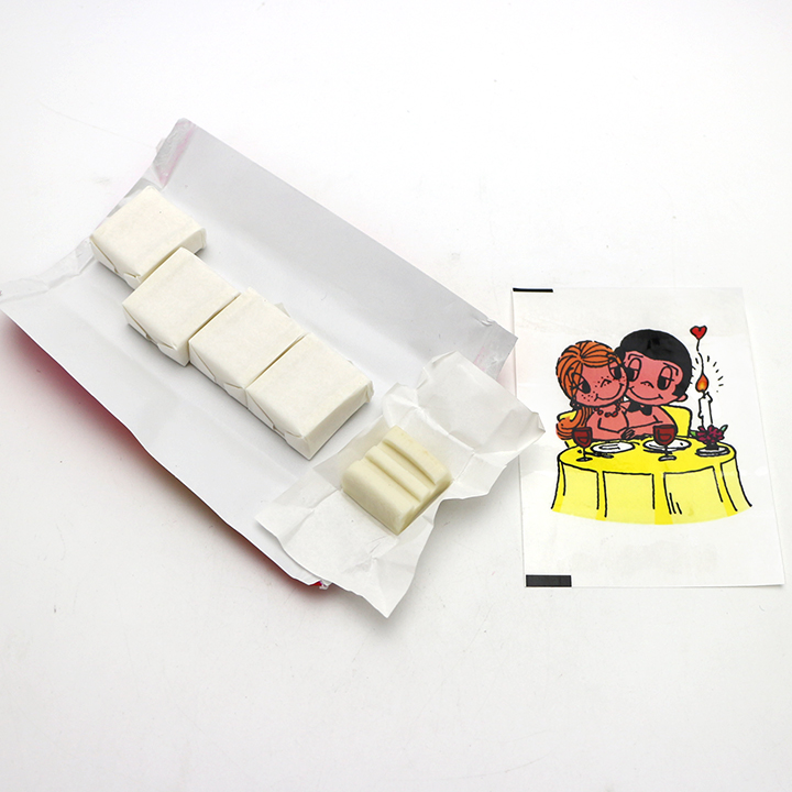5-in-1 fruit flavored chewying bubble gum cube with tattoo stickers CH-E324