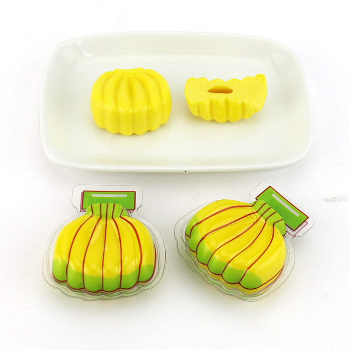 Halal 3D banana skewers shaped soft gummy candy with jam filling CH-J568