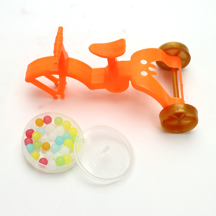 Cartoon plastic tricycle toy candy with mini colorful pearl candy CH-T1288